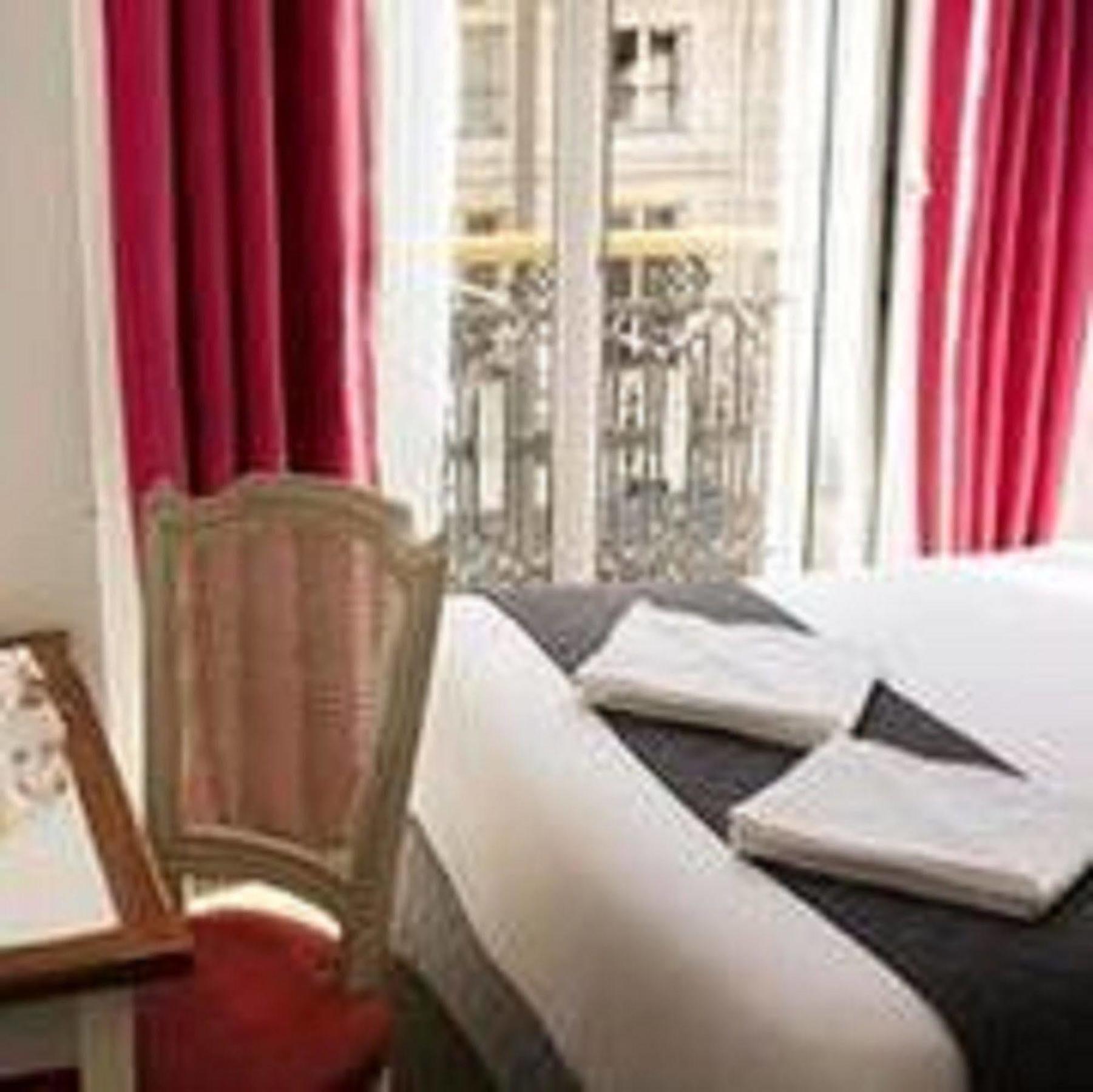France Louvre Hotel París Exterior foto